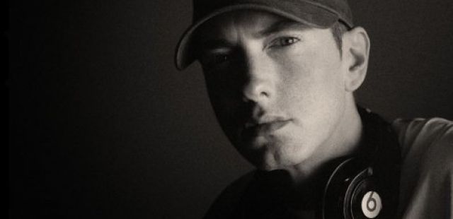Eminem to headline Reading and Leeds 2013