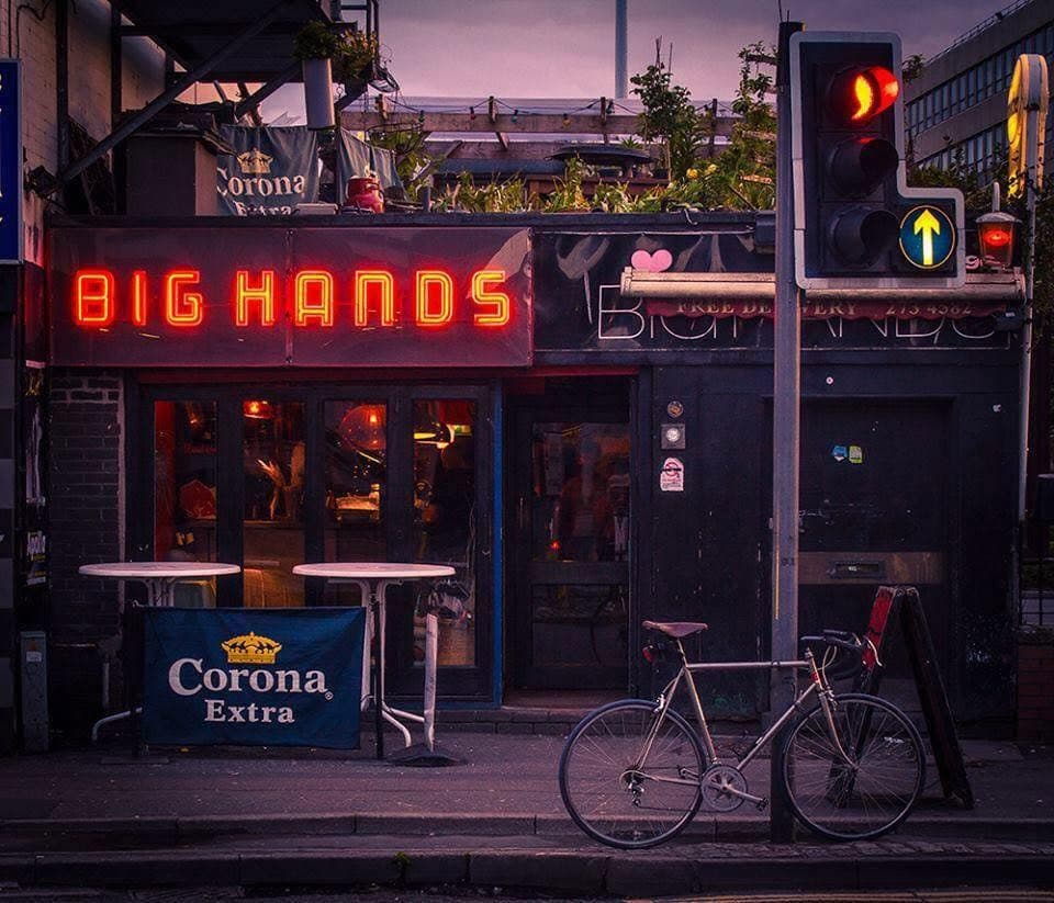 Big-Hands-Bar